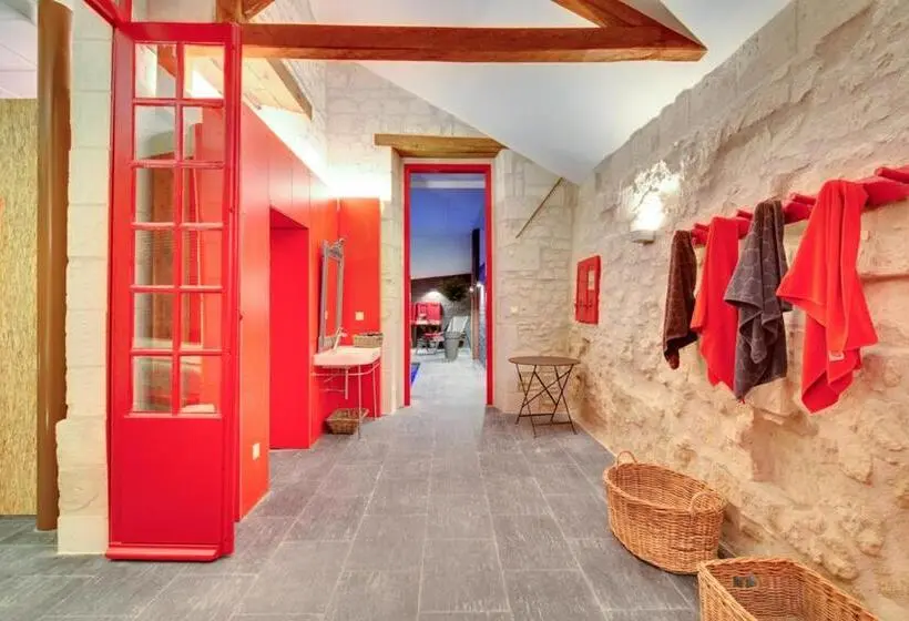Sviitti 2 Makuuhuonetta, Château De Candes   Art & Spa