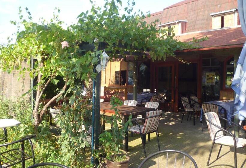 اتاق استاندارد, Apartmani I Sobe Okuka