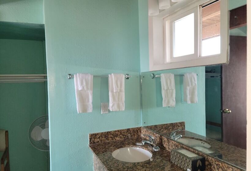 スイート(家族用), Islander Westport