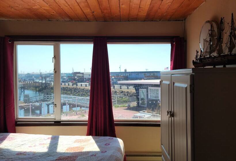 スイート(家族用), Islander Westport