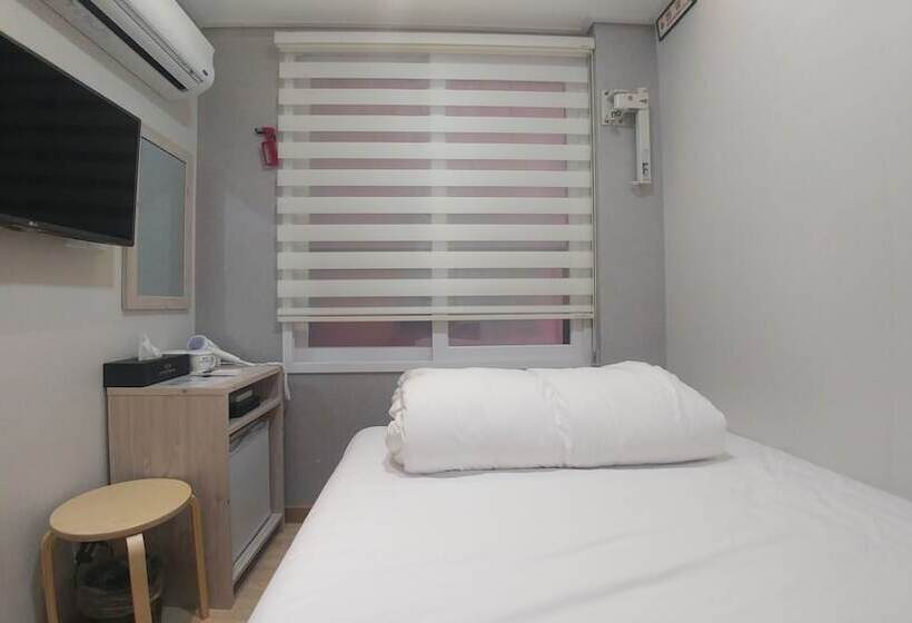 اتاق استاندارد یک نفره, K Guesthouse Premium Busan 1
