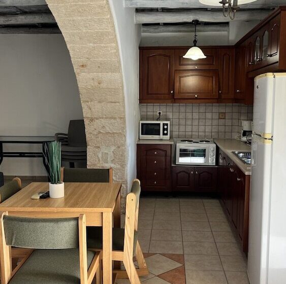 Suíte Clássica, Skandalis Traditional Suites
