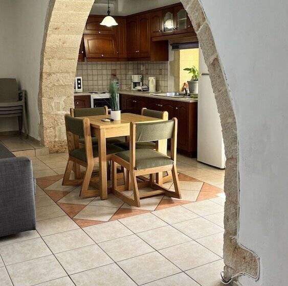 Suíte Clássica, Skandalis Traditional Suites