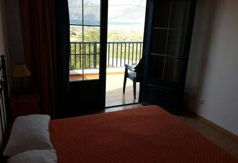 バス共有のスタンダードルーム, Red Star Surf   Hostel