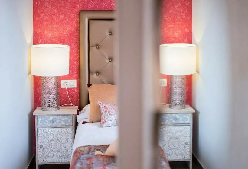 1 Bedroom Deluxe Apartment