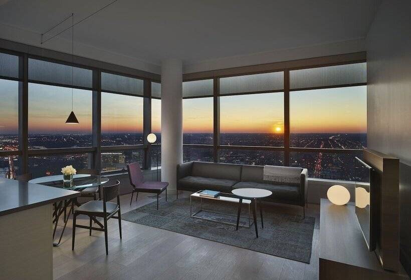 , Aka University City