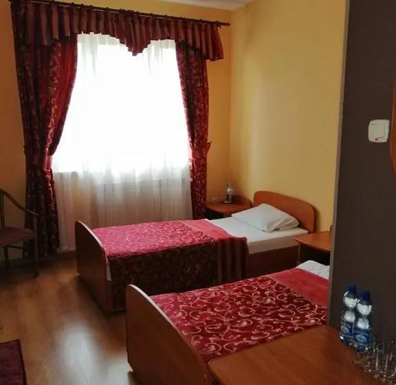 اتاق استاندارد, Grodzki