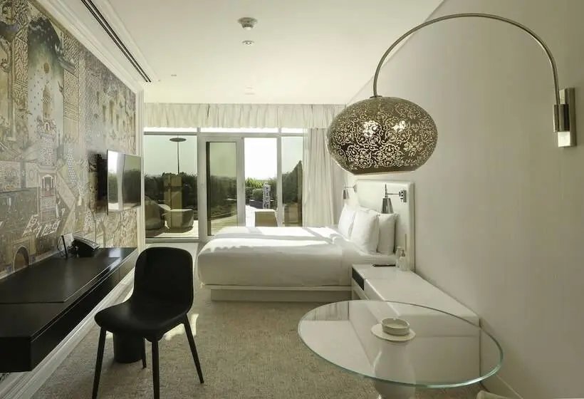 Superior Room with Terrace, Mondrian Doha