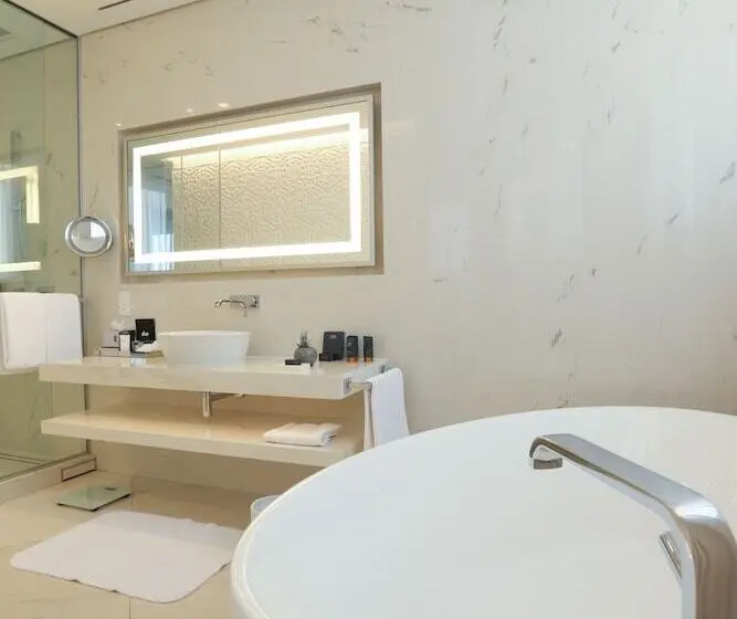 سوییت لوکس, Mondrian Doha