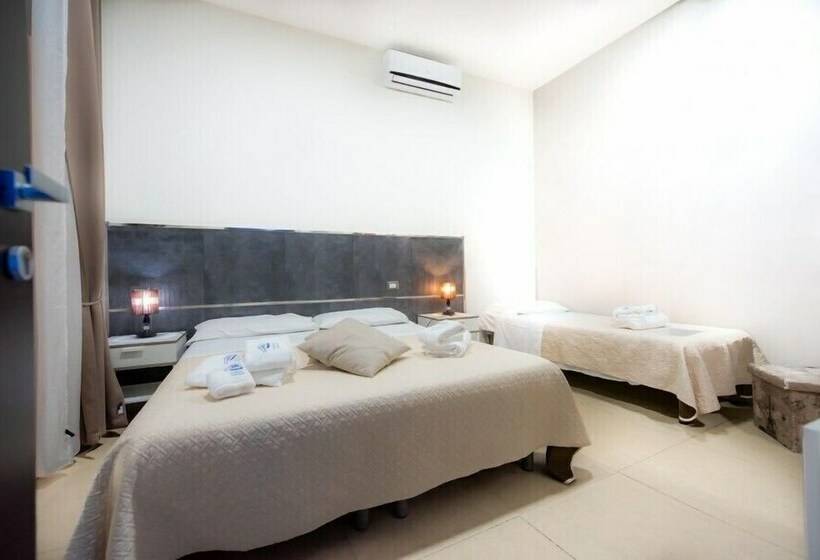 اتاق استاندارد سه نفره, Napolì Affittacamere