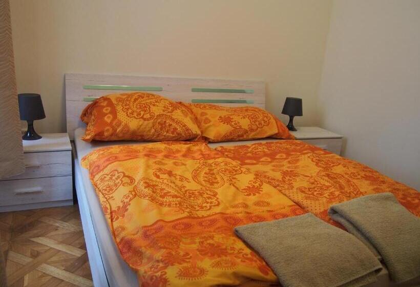 اتاق استاندارد, Museum Inn