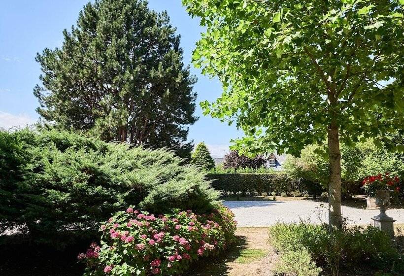 חדר משפחתי, Manoir Des Lions De Tourgeville