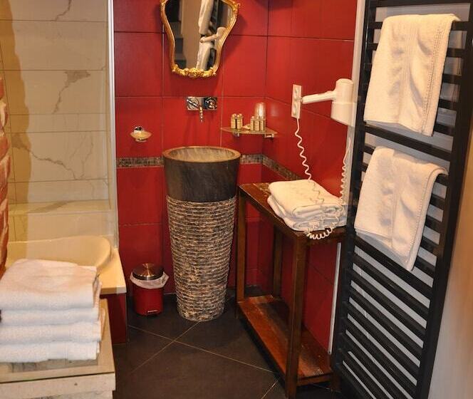 חדר משפחתי, Manoir Des Lions De Tourgeville