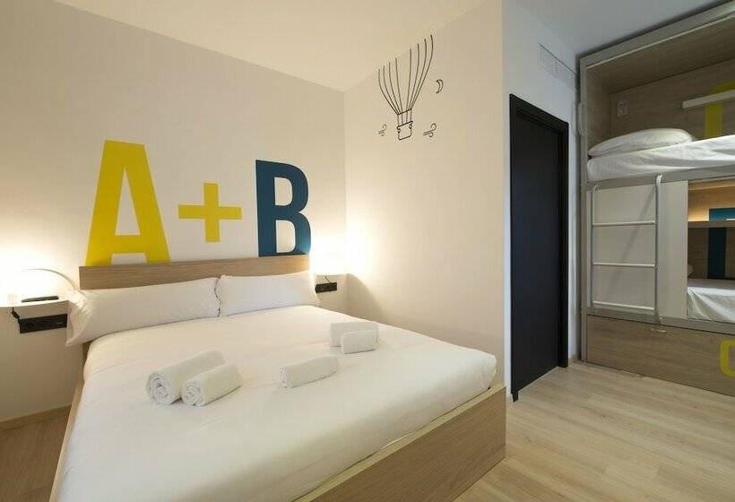 اتاق خانوادگی, U Sense For You Hostel Sevilla