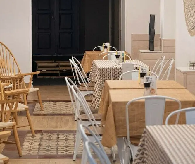 اتاق خانوادگی, U Sense For You Hostel Sevilla