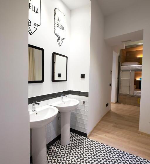 اتاق خانوادگی, U Sense For You Hostel Sevilla