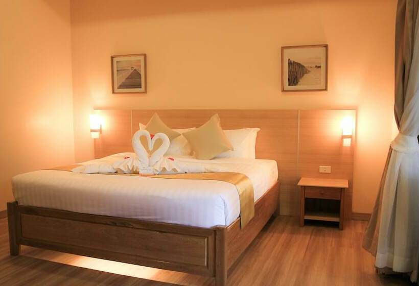 带大床的豪华间, Pattaya Mansion