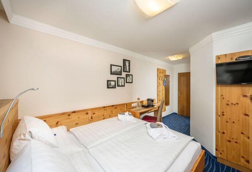 수피리어 룸, Alpina