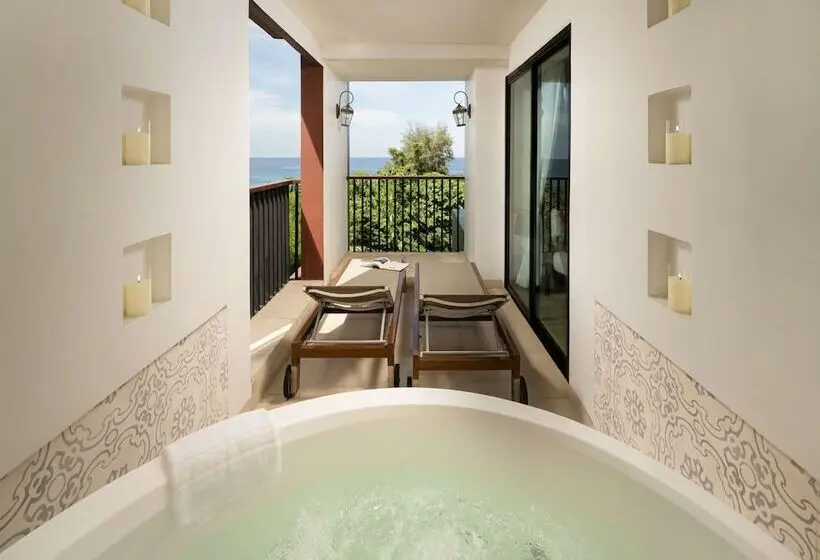山の見えるスイートデラックスルーム, Avista Grande Phuket Karon   Mgallery