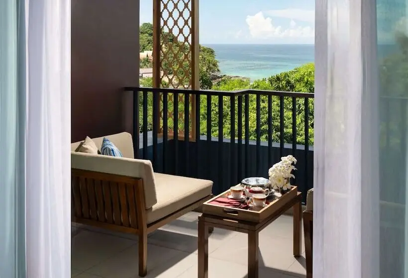 山の見えるスイートデラックスルーム, Avista Grande Phuket Karon   Mgallery