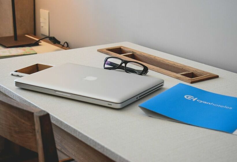 スーペリアールーム, Cyan Soho Neuquen