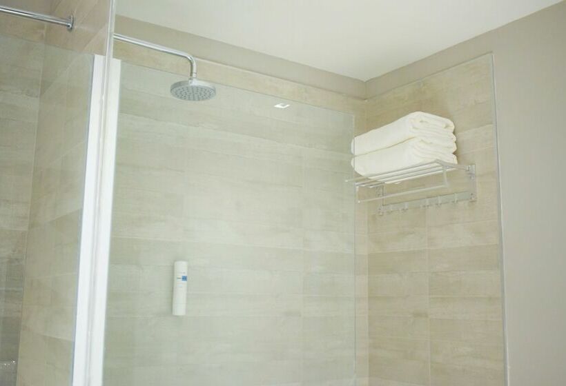 エクゼクティブスイート, Cyan Soho Neuquen