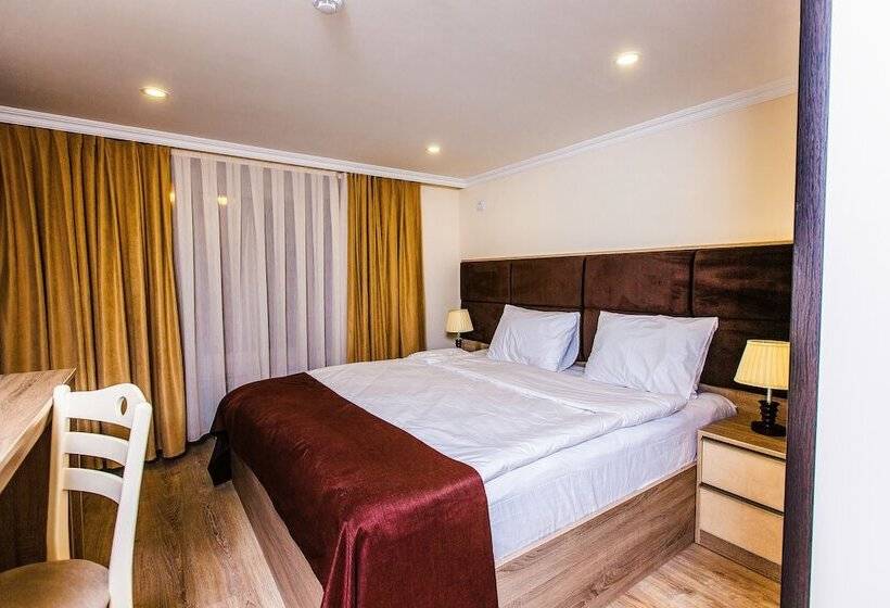 اتاق اکونومی, Deluxe City