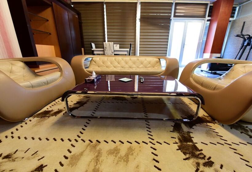 آپارتمان 1 خوابه با چشمانداز باغ, Deluxe City