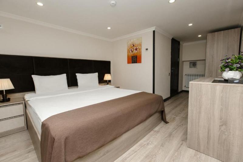 اتاق استاندارد, Deluxe City