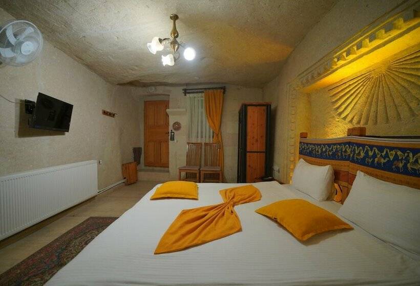 Номер Deluxe, Fosil Cave