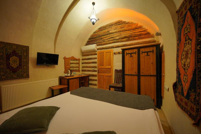 Номер Стандарт, Fosil Cave