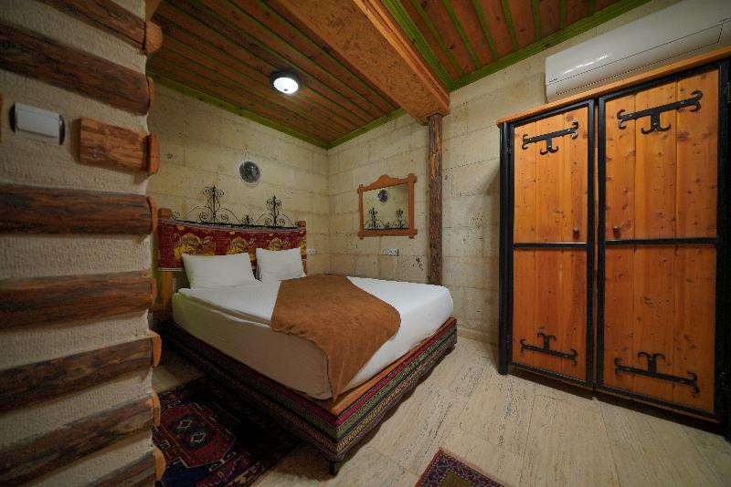 Номер Deluxe, Fosil Cave