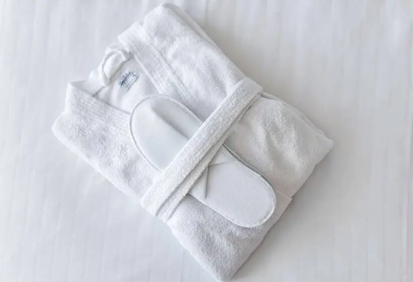 سوئیت با بالکن, Metropol Spa
