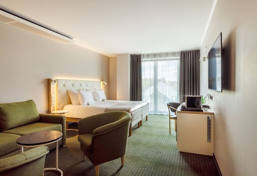 سوییت جونیور, Metropol Spa