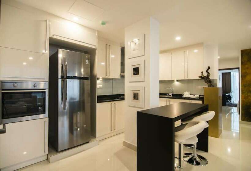 带4个卧室的公寓, Platinum One Suites