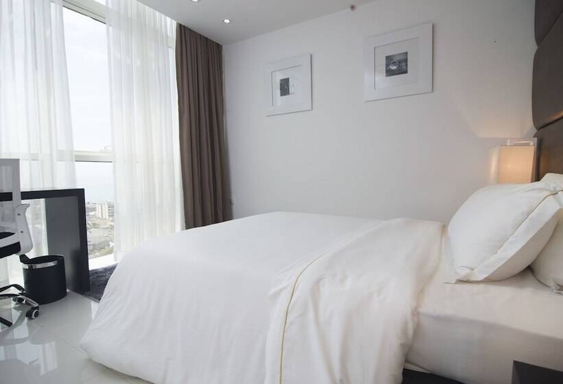 3침실 수피리어 아파트, Platinum One Suites