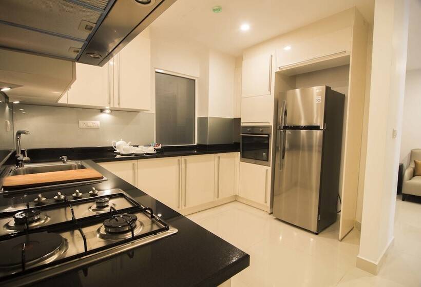 3침실 프리미엄 아파트, Platinum One Suites