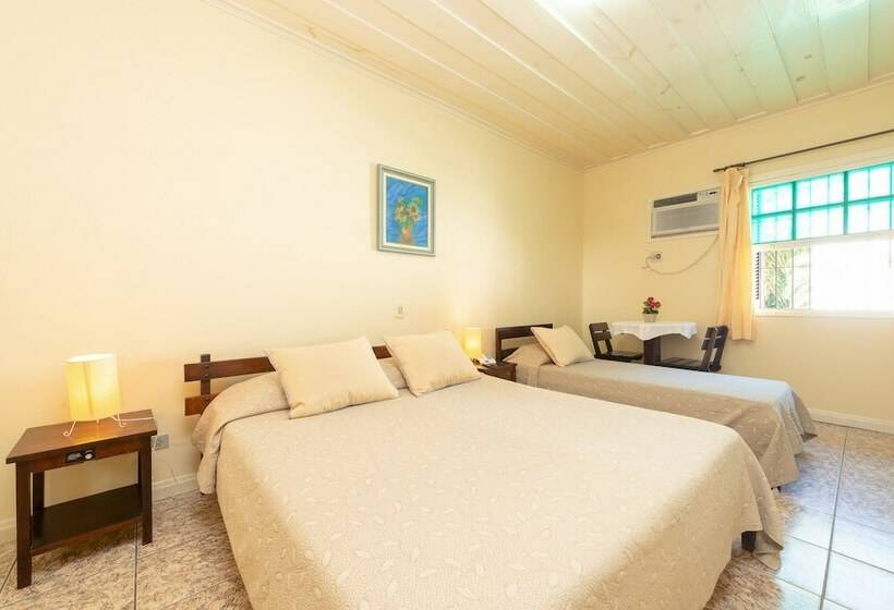 スタンダードトリプルルーム, Saveiros