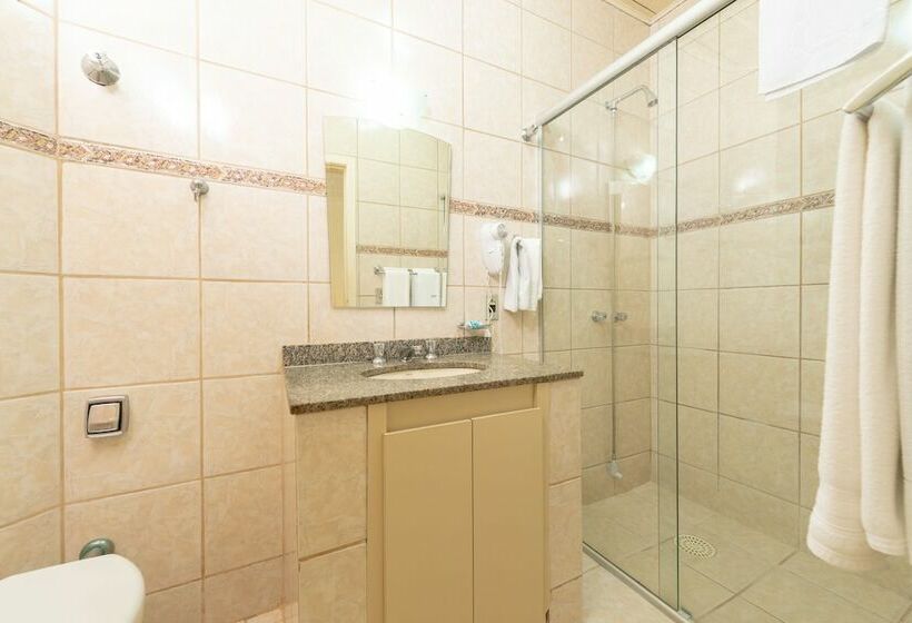 スタンダードトリプルルーム, Saveiros