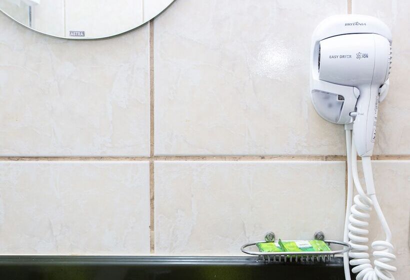 スタンダード４人部屋, Saveiros