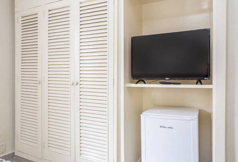 デラックスの４人部屋, Saveiros