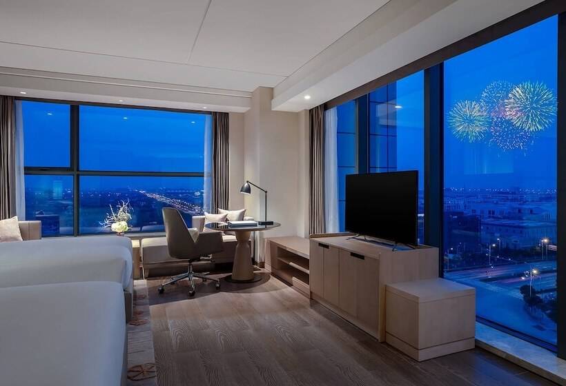 Номер Executive, Shanghai Marriott Hotel Kangqiao