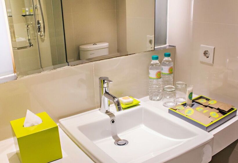 غرفة ديلوكس مطلّة علي البحر, Tijili Hotel Benoa