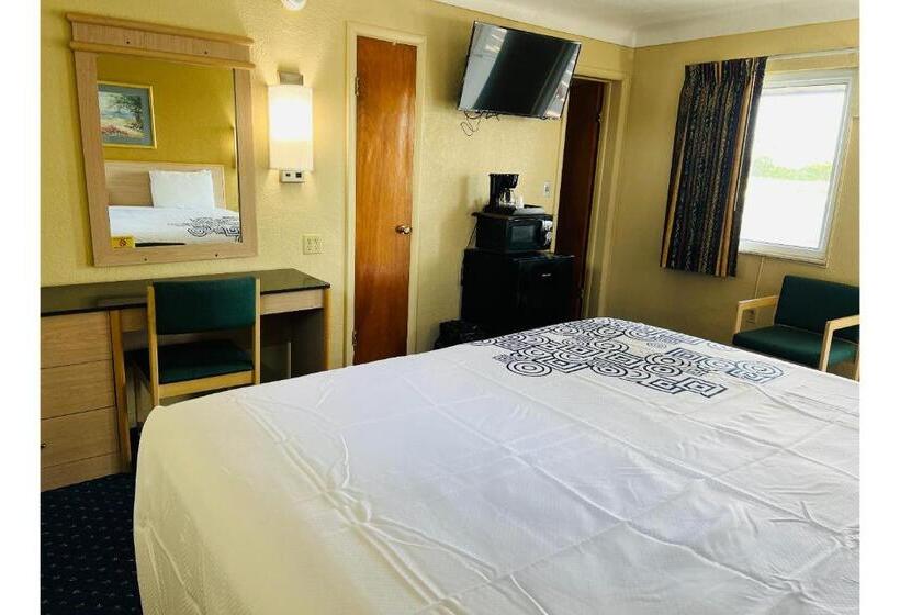 غرفة قياسية سرير كينج, Budget Inn Motel Perrysburg Oh