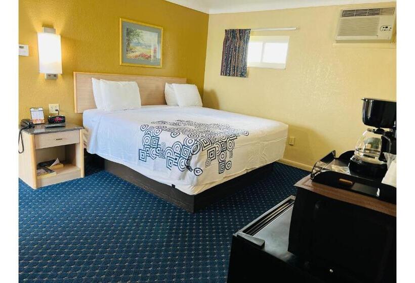غرفة قياسية سرير كينج, Budget Inn Motel Perrysburg Oh