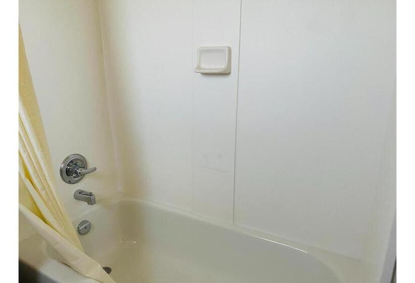 غرفة قياسية, Budget Inn Motel Perrysburg Oh