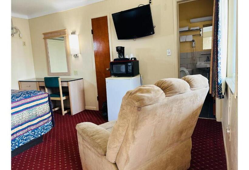 غرفة سوبيريور سرير كينج, Budget Inn Motel Perrysburg Oh