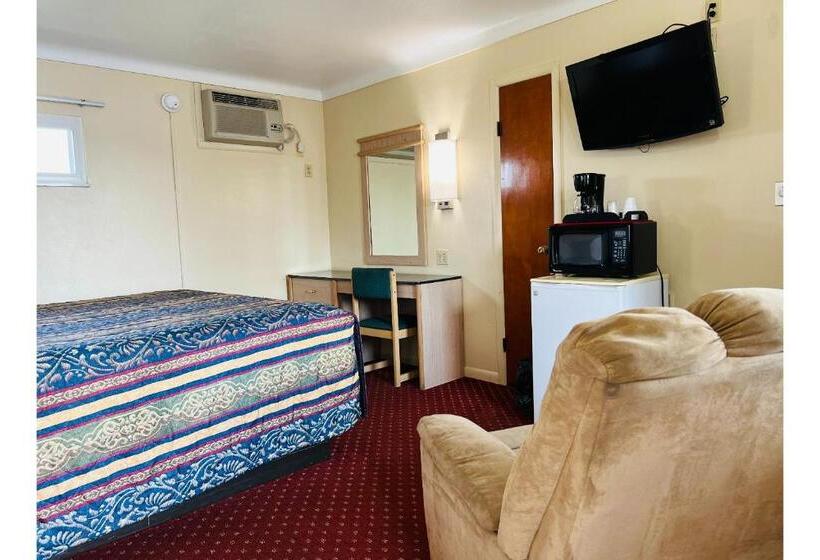 Номер Superior Кровать Кинг, Budget Inn Motel Perrysburg Oh