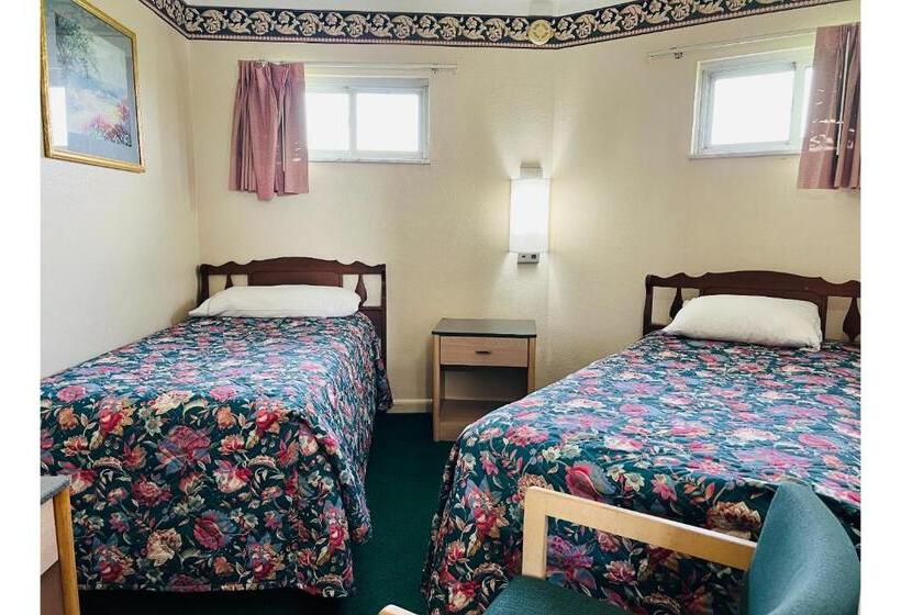غرفة سوبيريور سرير كينج, Budget Inn Motel Perrysburg Oh