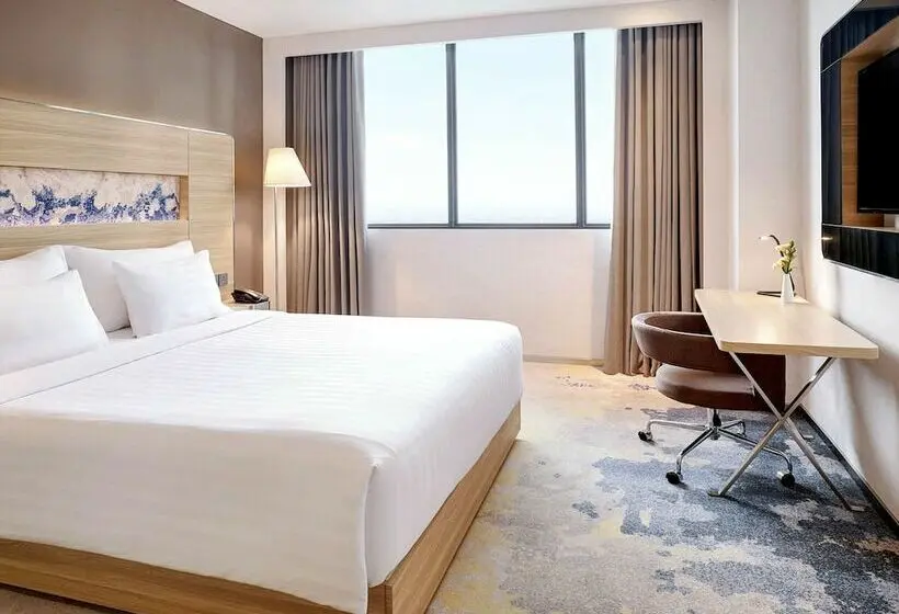 スーペリアールーム, Novotel Samator Surabaya Timur